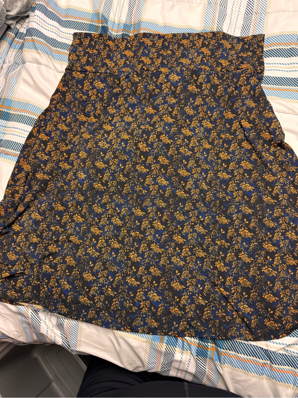 Lot of 3- NEW LuLaRoe Azure 2X skirts